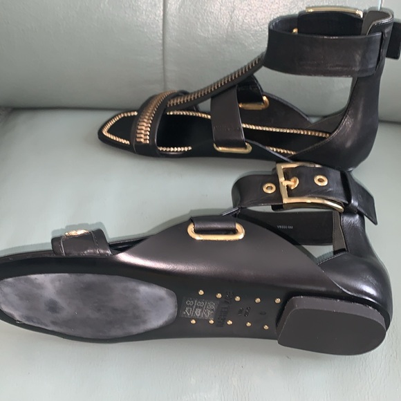 Rachel Zoe NWT Calfskin sandals with Metal Applications - Picture 8 of 10